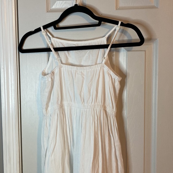 White summer dress - Picture 5 of 8